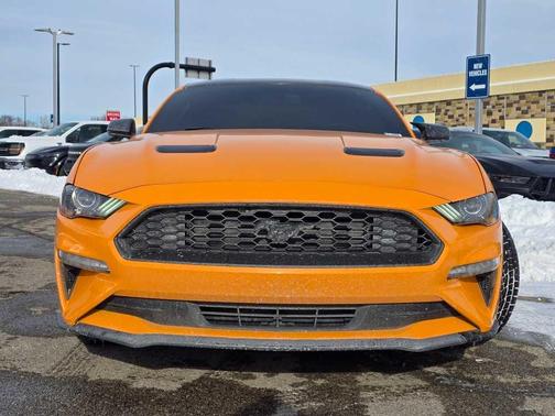 2019 Ford Mustang EcoBoost