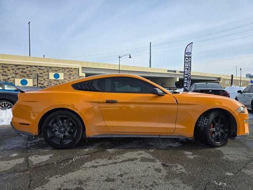 2019 Ford Mustang EcoBoost