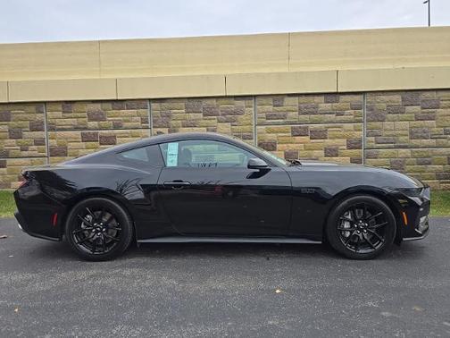 2025 Ford Mustang GT