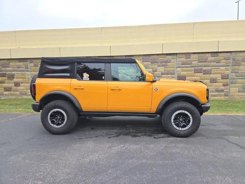 2021 Ford Bronco OUTER BANKS