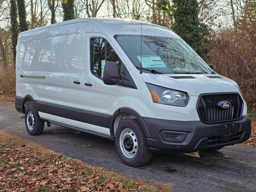 2026 Ford Transit-250 148 WB Medium Roof Cargo