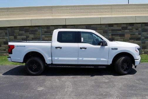 2025 Ford F-150 Lightning XLT