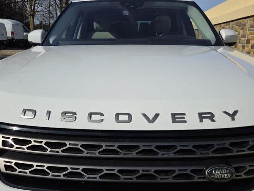 2017 Land Rover Discovery SE