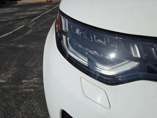 2017 Land Rover Discovery SE