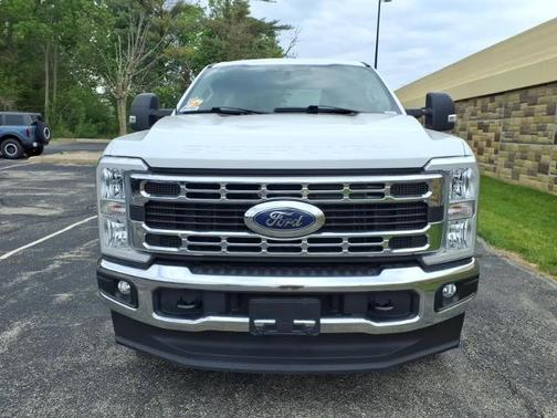OXFORD WHITE 2024 Ford F-250 XLT