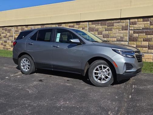 Sterling Gray Metallic 2024 Chevrolet Equinox LT