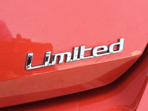 2021 Hyundai ELANTRA LIMITED