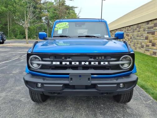 VELOCITY BLUE METALLIC 2024 Ford Bronco OUTER BANKS