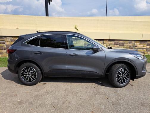 2026 Ford Escape Base