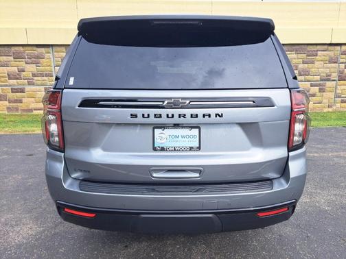 2023 Chevrolet Suburban Z71