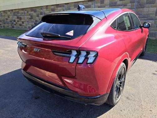 2025 Ford Mustang Mach-E GT