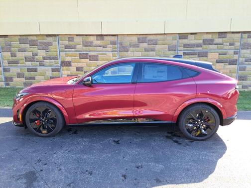 Molten 2025 Ford Mustang Mach-E GT