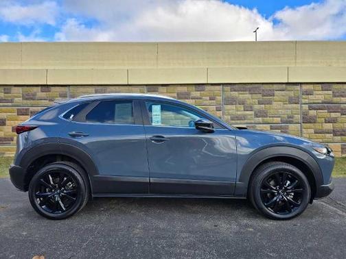 2025 Mazda CX-30 2.5 S CARBON EDITION