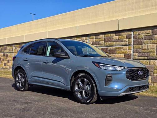 2023 Ford Escape ST-Line