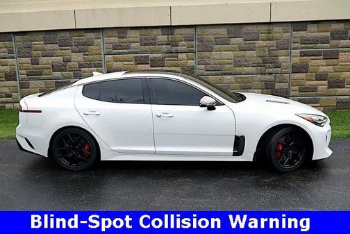 2020 Kia Stinger GT2