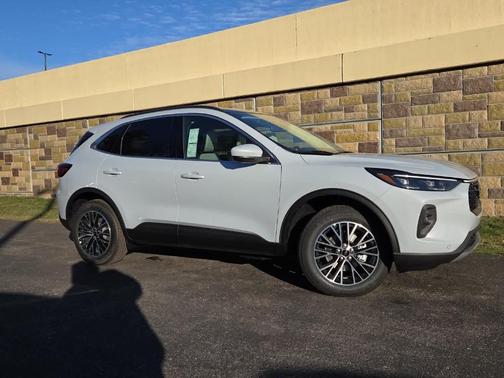 2026 Ford Escape PHEV