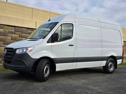 2024 Mercedes-Benz Sprinter 2500 