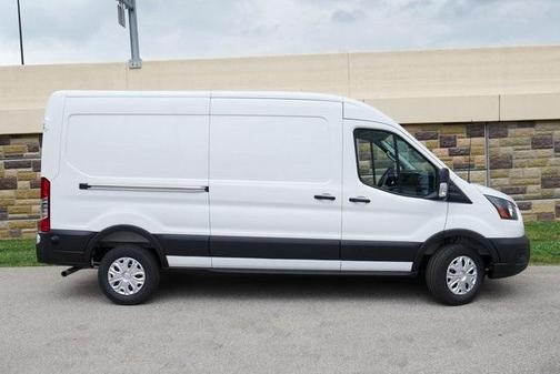 2025 Ford Transit-250 148 WB Medium Roof Cargo