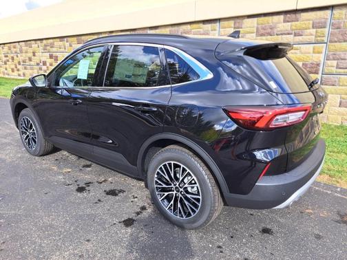 2026 Ford Escape Base