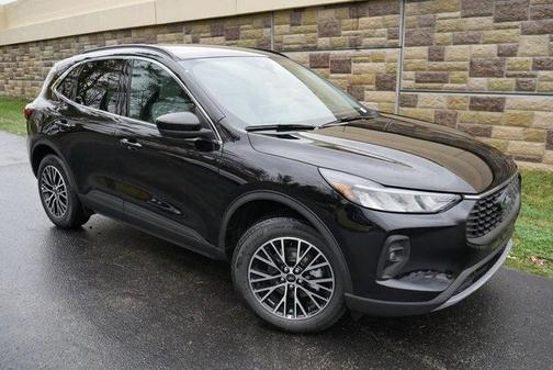 2025 Ford Escape PHEV