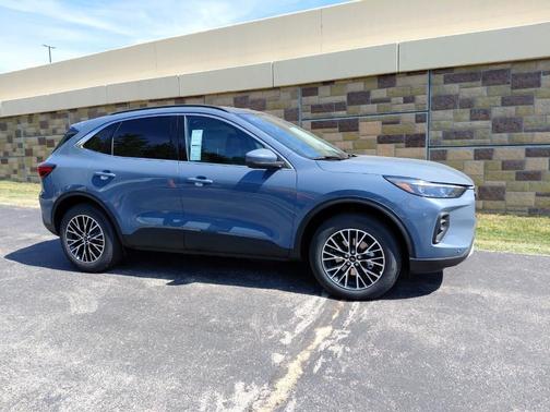 2025 Ford Escape PHEV
