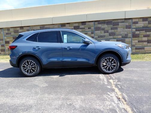 2025 Ford Escape PHEV