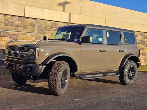 2026 Ford Bronco Badlands