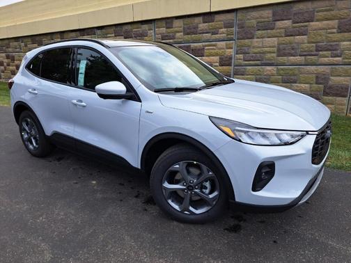 2026 Ford Escape ST-Line Select