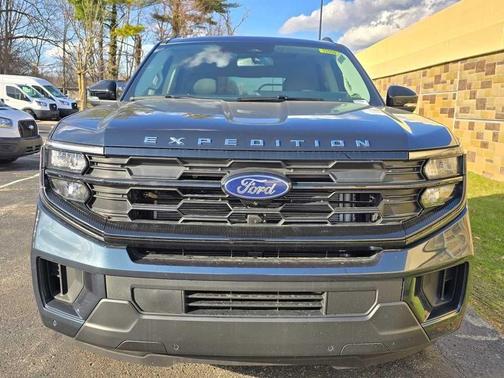 Stone Blue Metallic 2026 Ford Expedition Active