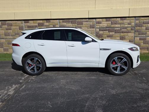 2019 Jaguar F-PACE S