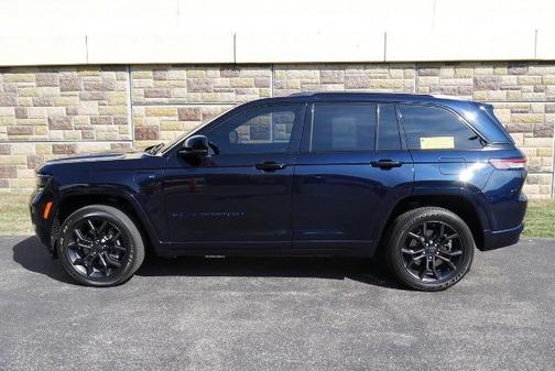 2024 Jeep Grand Cherokee BASE