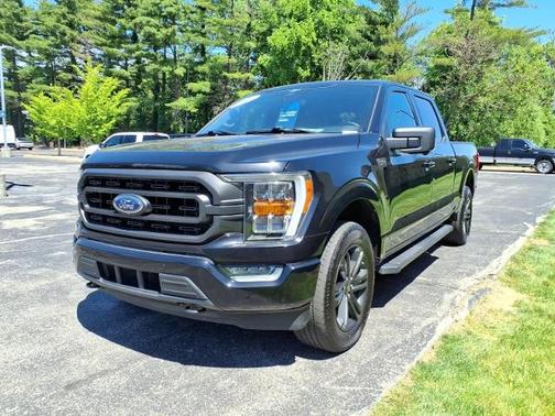 AGATE BLACK METALLIC 2023 Ford F-150 XLT