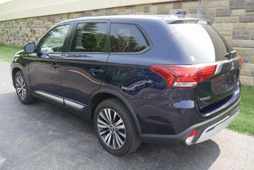2019 Mitsubishi Outlander ES
