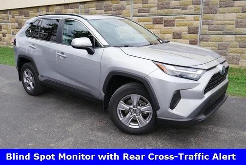 2022 Toyota RAV4 Hybrid XLE