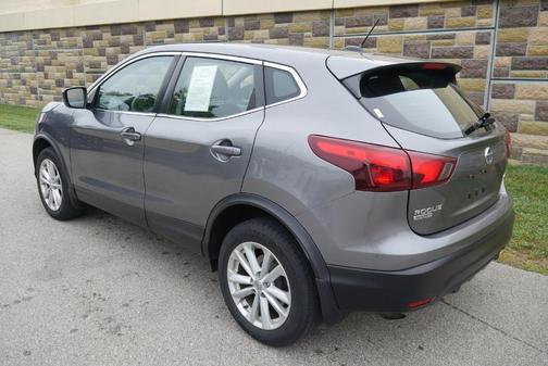 2017 Nissan Rogue Sport S