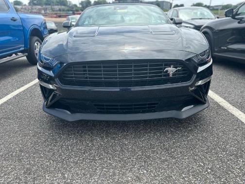 2021 Ford Mustang ECOBOOST PREMIUM