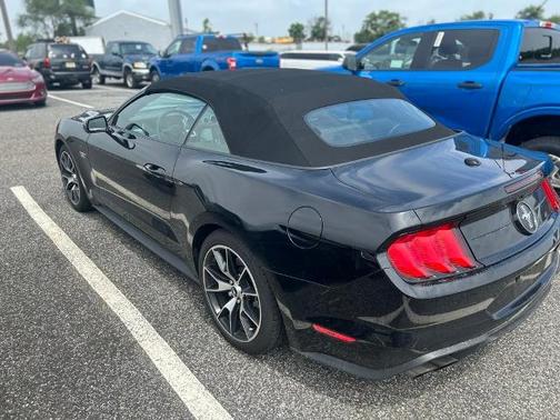2021 Ford Mustang ECOBOOST PREMIUM