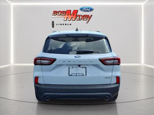 Silver Metallic 2025 Ford Escape ST-Line Select