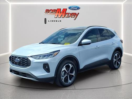 Silver Metallic 2025 Ford Escape ST-Line Select