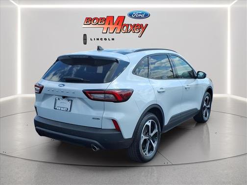 Silver Metallic 2025 Ford Escape ST-Line Select