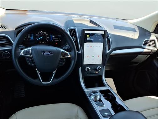 Carbonized Gray Metallic 2024 Ford Edge SEL
