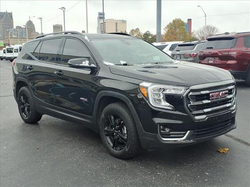 2023 GMC Terrain AT4