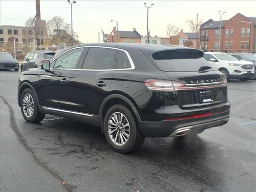 2022 Lincoln Nautilus Reserve