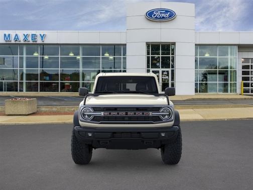 Wimbledon White 2026 Ford Bronco Outer Banks