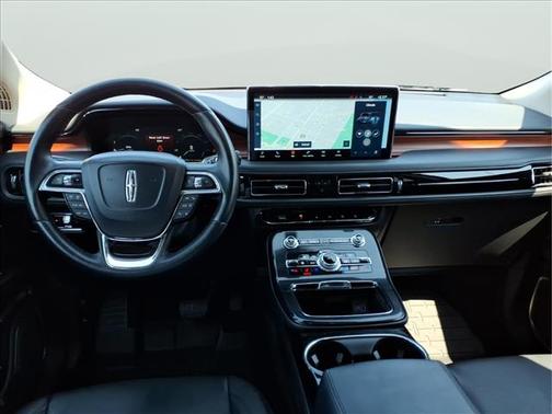 Silver Radiance Metallic 2023 Lincoln Nautilus Reserve