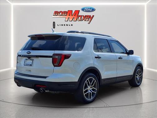 White Platinum Clearcoat Metallic 2019 Ford Explorer sport
