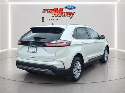 Star White 2023 Ford Edge SEL