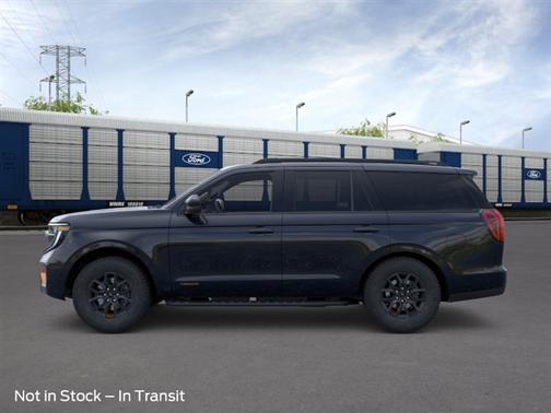 Agate Black Metallic 2026 Ford Expedition Tremor