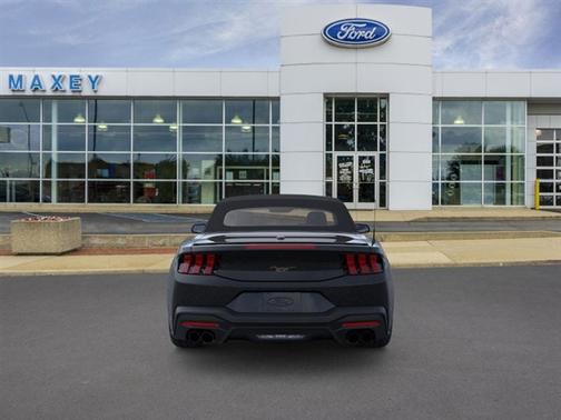 2025 Ford Mustang Premium