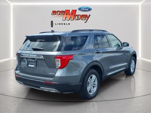 Carbonized Gray Metallic 2024 Ford Explorer XLT